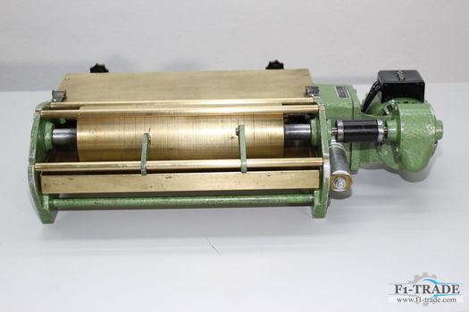 Single Roller Gluing Machine