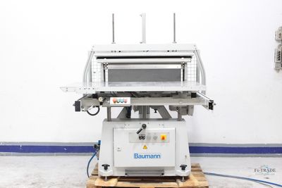 Schüttelautomat Rüttler mit Ausstreichwalze / Automatic Jogger with Press Rollers