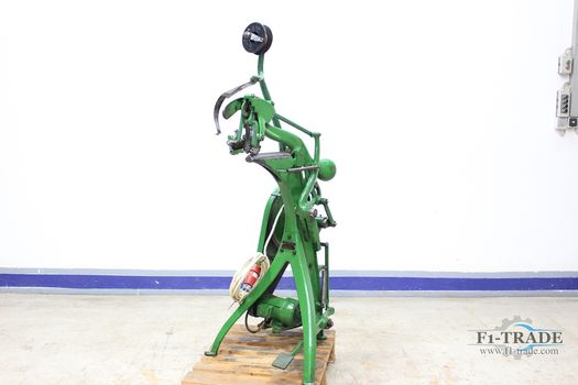 Eckenheftmaschine Drahtheftmaschine / Corner Stitching Machine