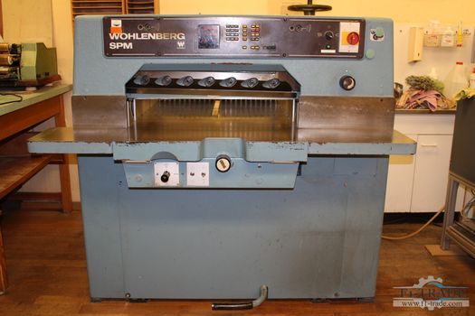 Schneidmaschine / Guillotine