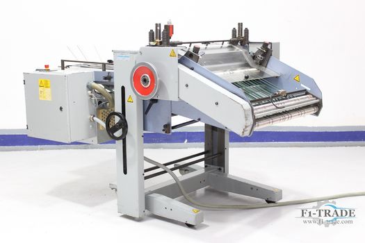 Schuppenauslage mit Presswalzen / Stream Delivery integrated Pressing