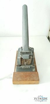 Manuelle Heftmaschine / Manual Stapler