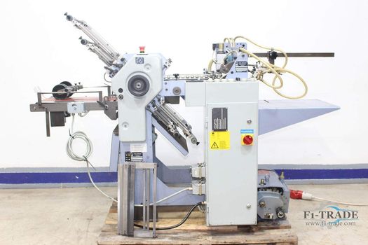 Falzmaschine / Pharmaceutical folding machine