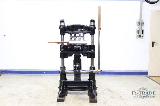 Kniehebelprägepresse - Embossing Stamping Press
