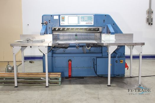 Schneidmaschine / Cutting machine