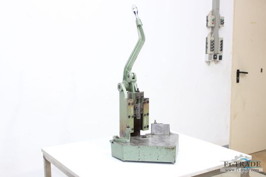 Eckenrundstossmaschine / Corner Rounding machine
