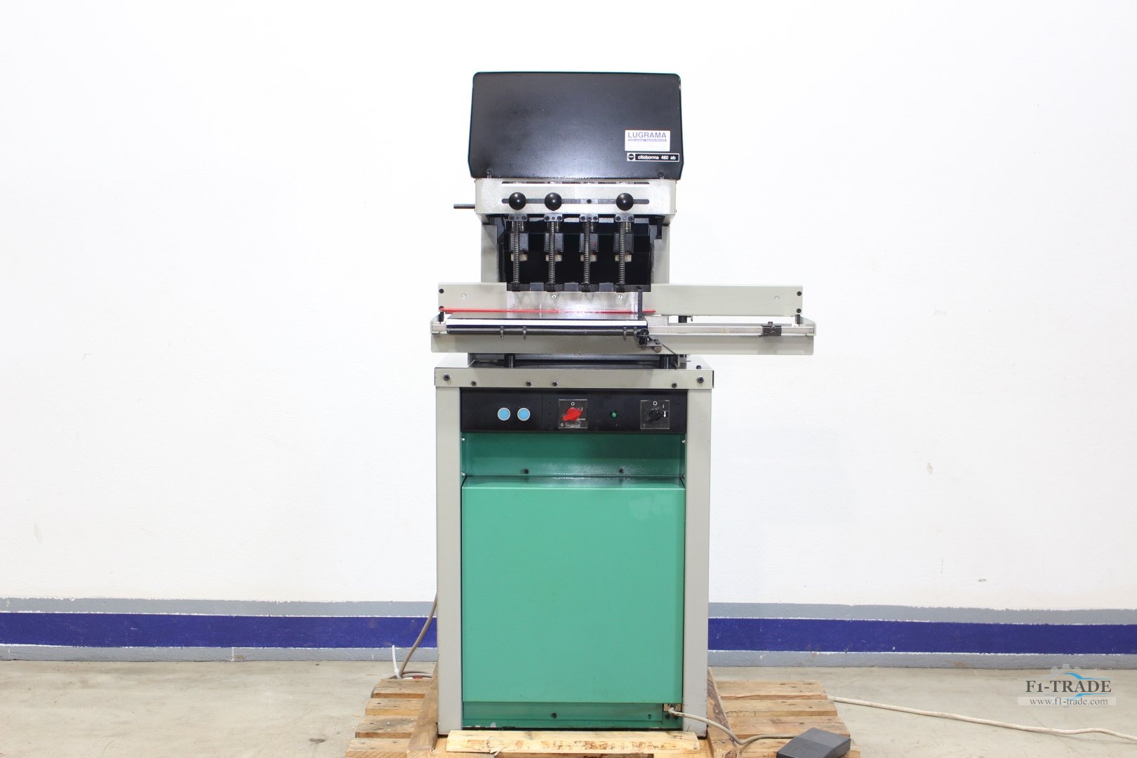4-Spindel-Papierbohrmaschine / 4 heads Paper Drilling Machine