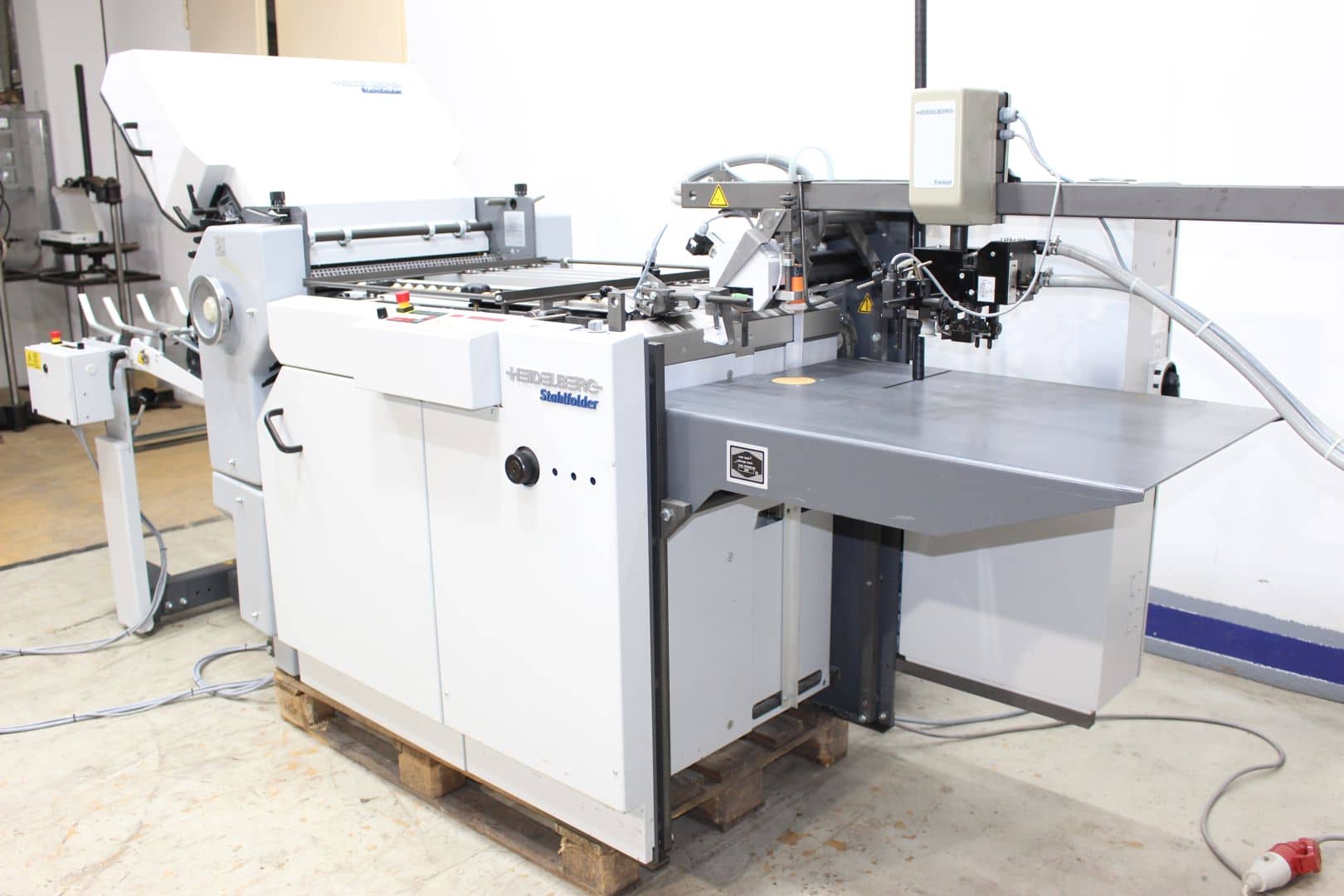 Falzmaschine / Folding machine