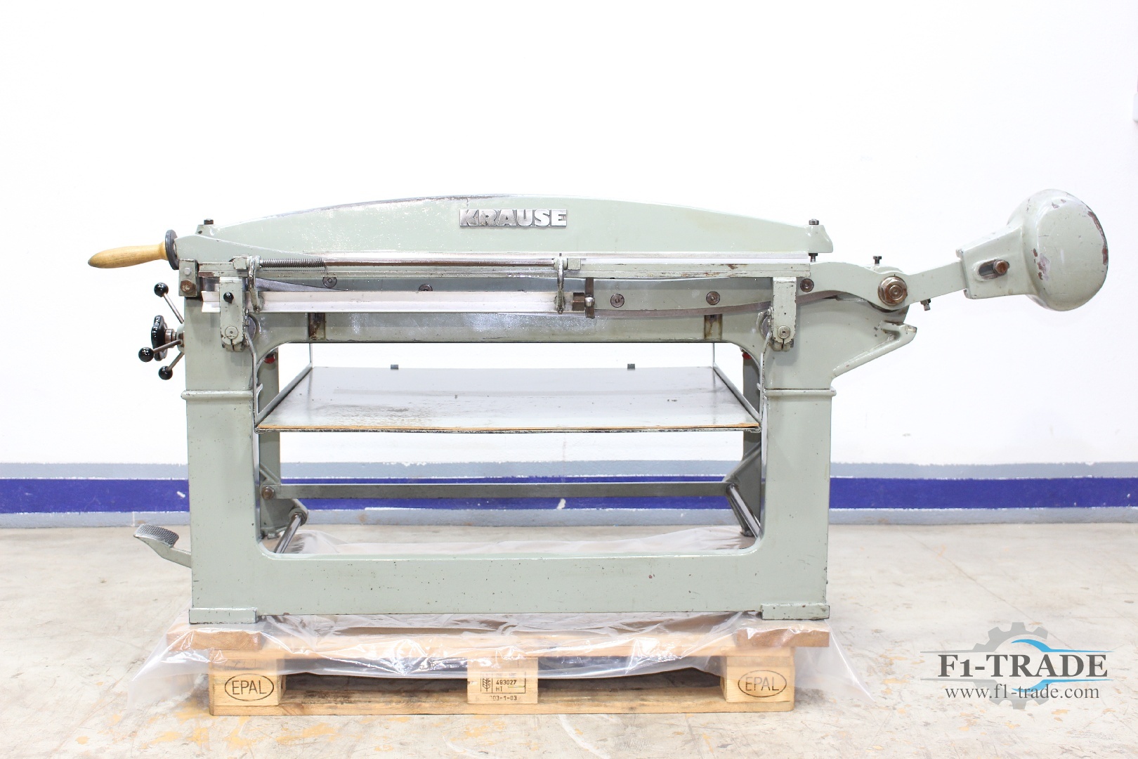 Pappschere / Board Cutter
