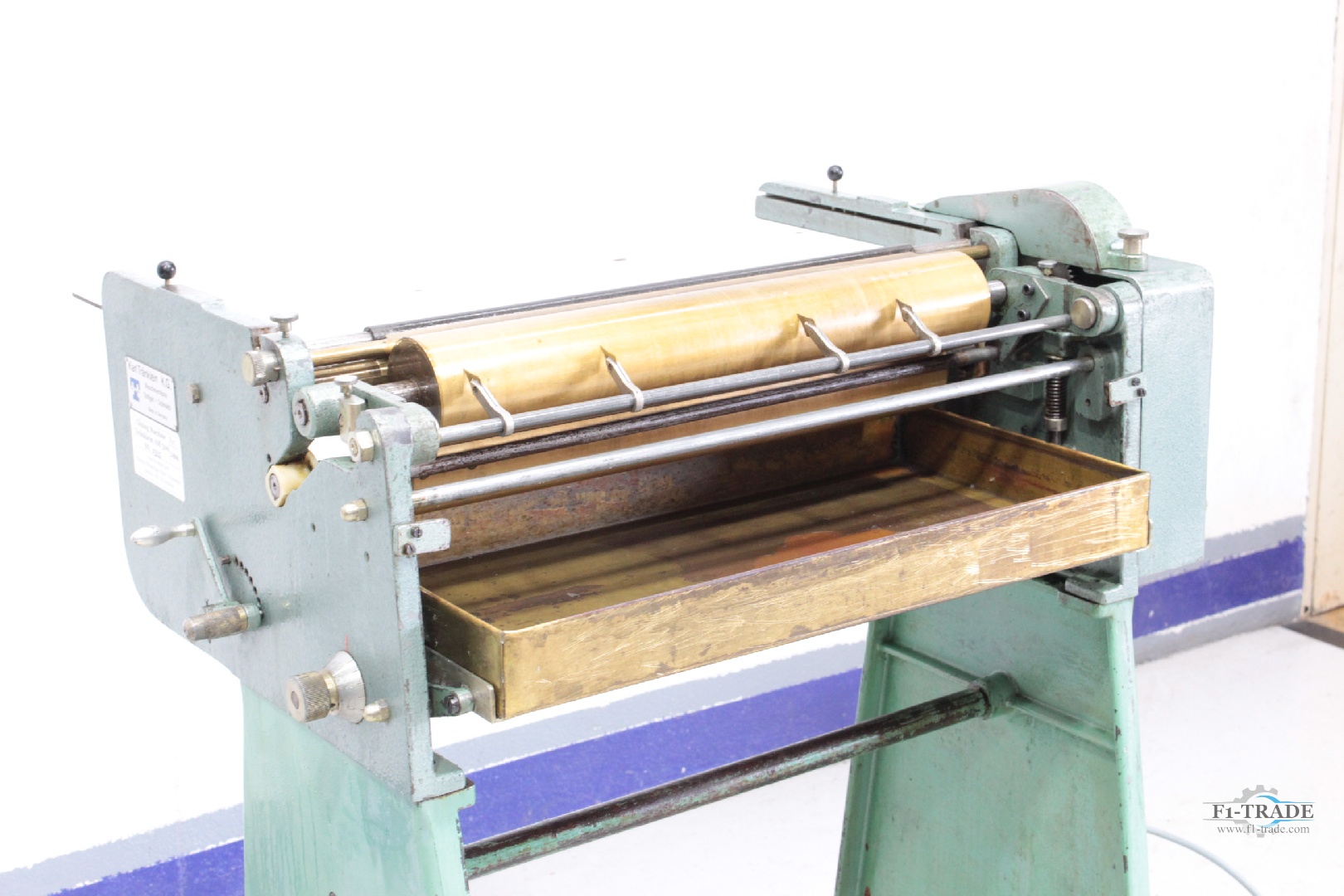 Anleimmaschine / Gluing machine