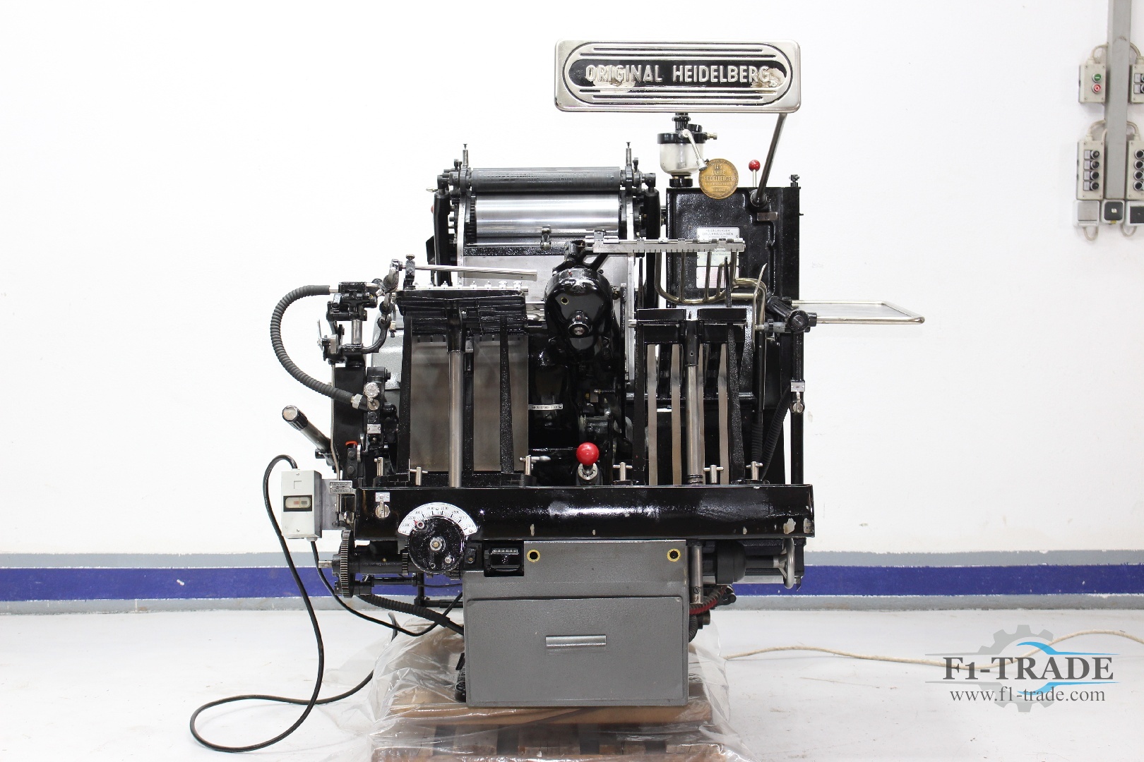 Stanztiegel / DIE Cutter Tiegel