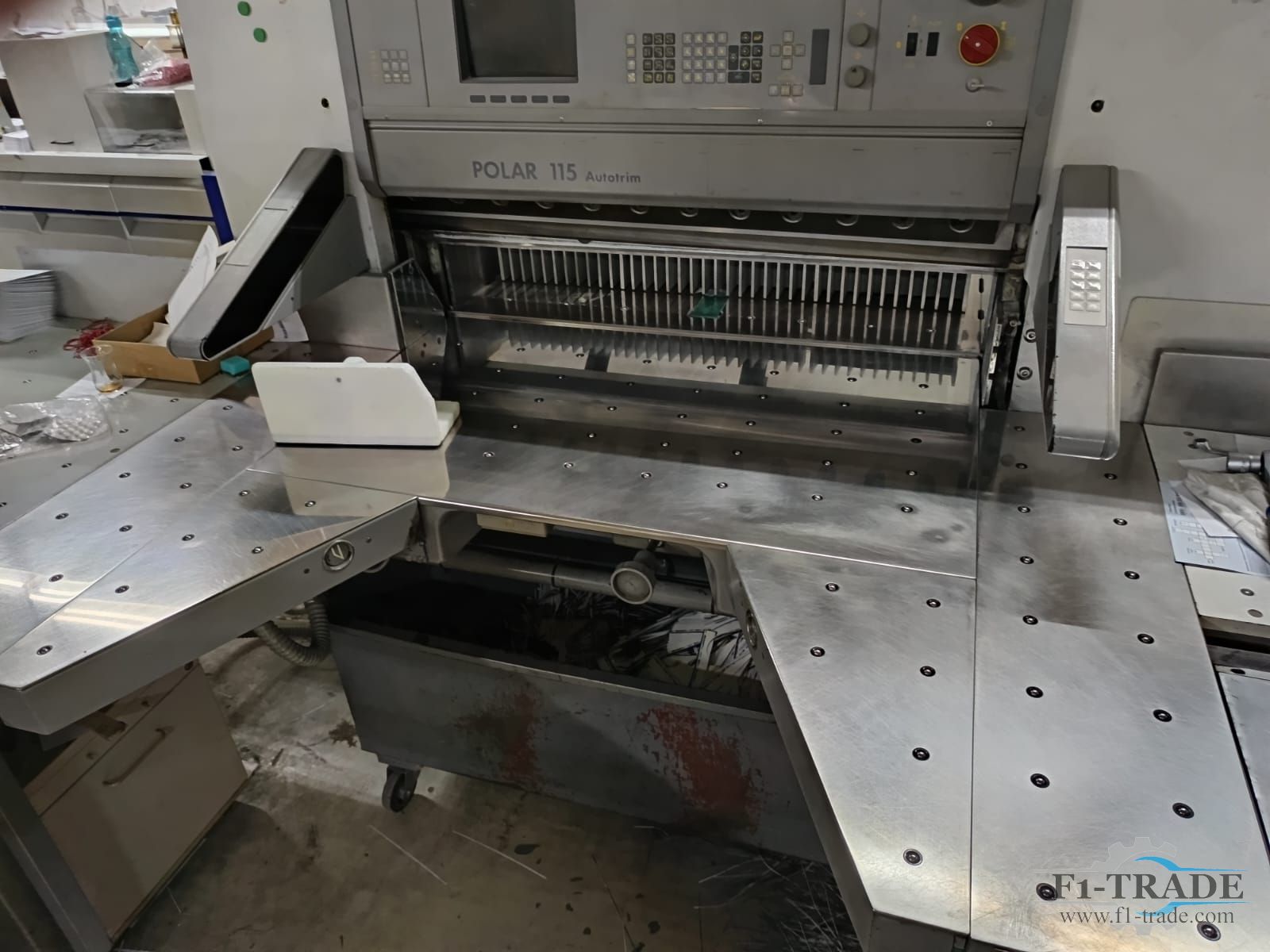 Guillotine