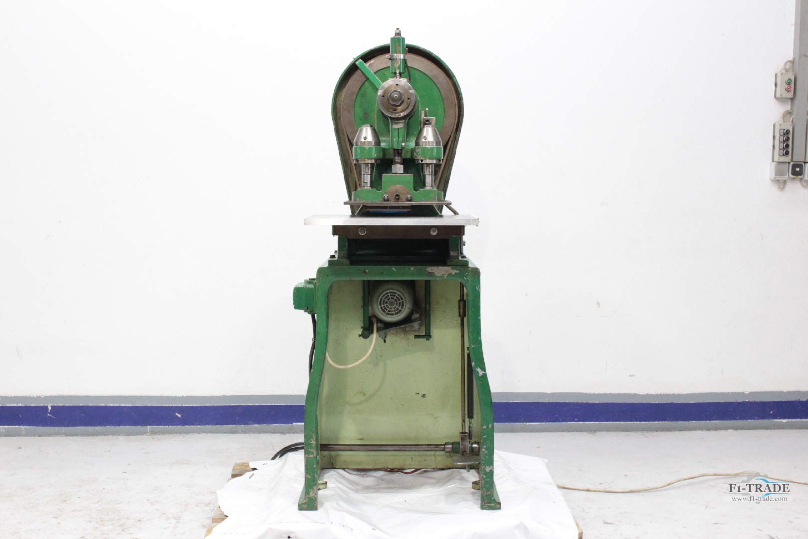 Elektrische Exzenterpresse / Electric Eccentric Press