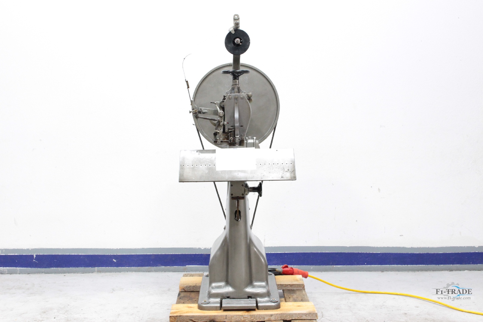 Drahtheftmaschine / Wire Stitching Machine